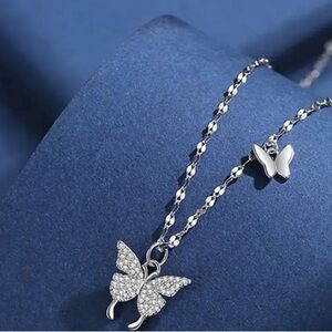 Dainty Silver Butterfly Pendant Necklace